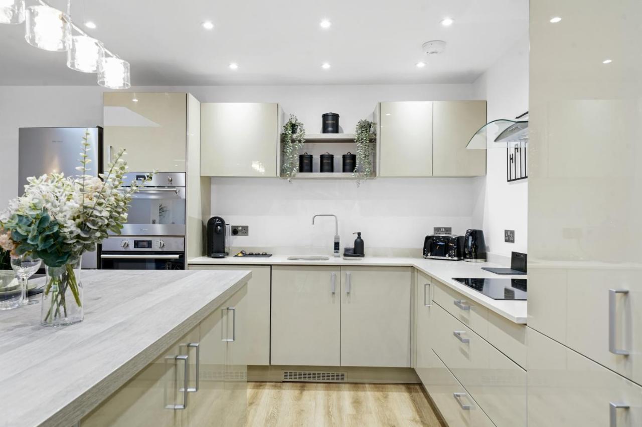 Modern Bungalow In Maidstone Sleeps 5 With Free Parking Dış mekan fotoğraf