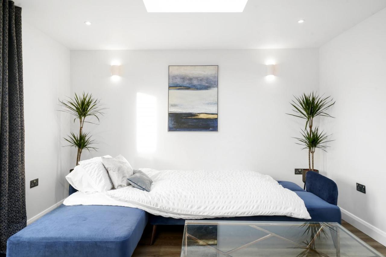 Modern Bungalow In Maidstone Sleeps 5 With Free Parking Dış mekan fotoğraf