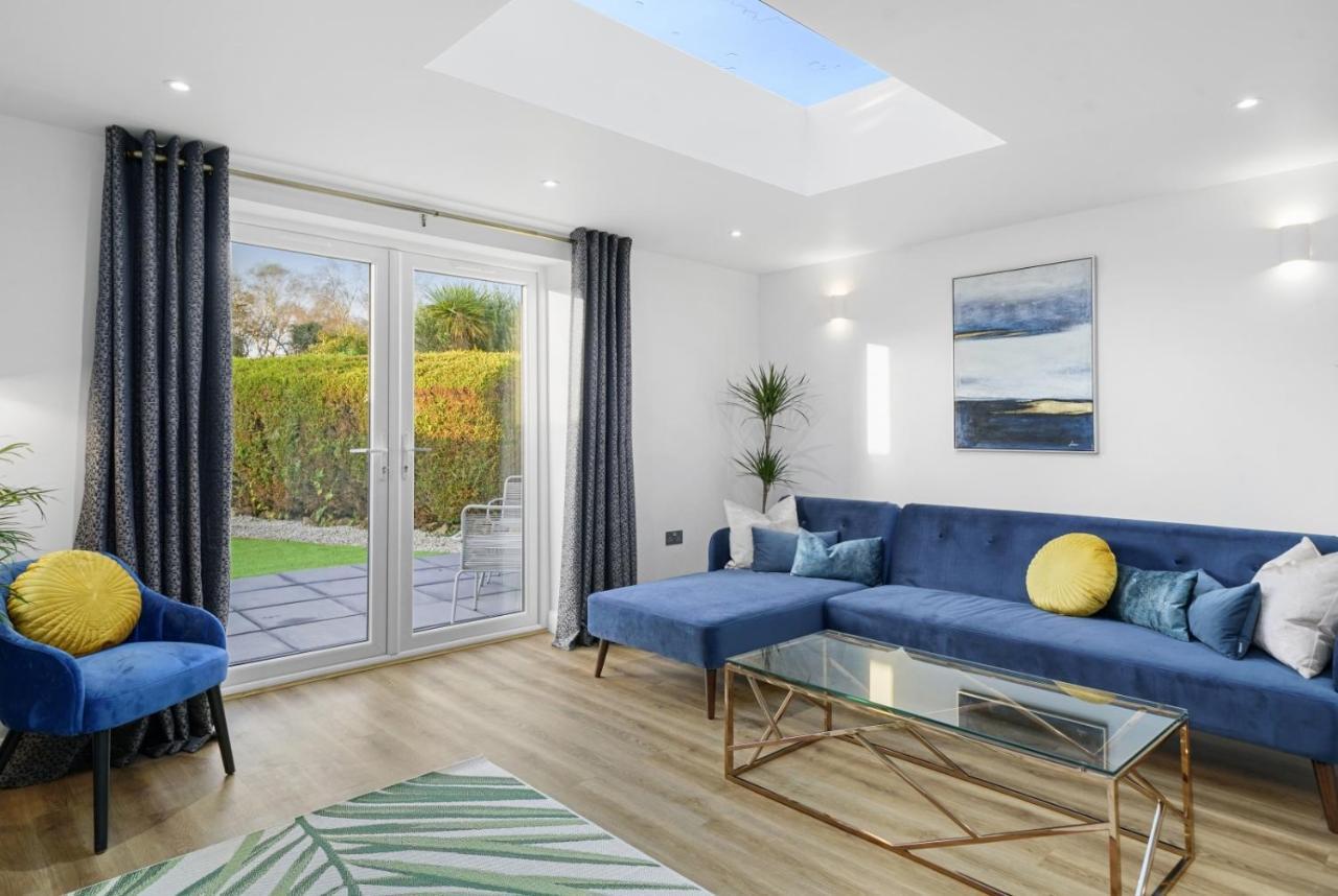 Modern Bungalow In Maidstone Sleeps 5 With Free Parking Dış mekan fotoğraf